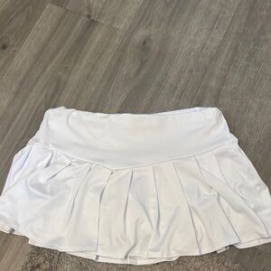 SHEIN White Mini Pleated Skirt